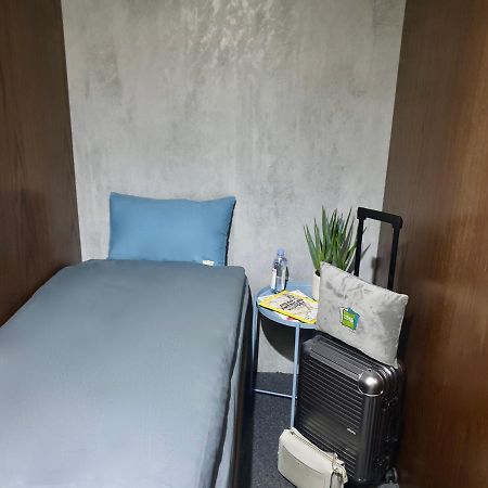 Отель Sleep 'N Fly Sleep Lounge, D-Gates Terminal 1 - Transit Only Дубай Экстерьер фото
